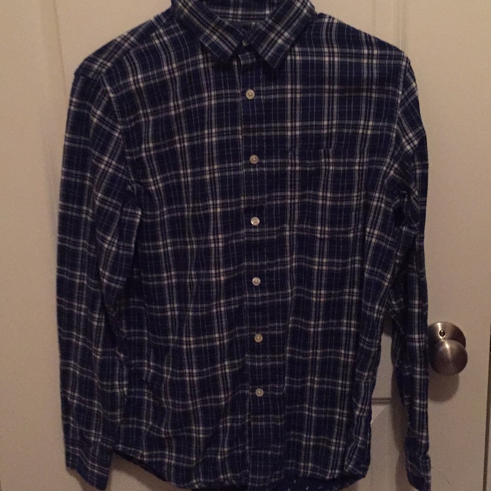 Men’s size S Banana Republic button down.